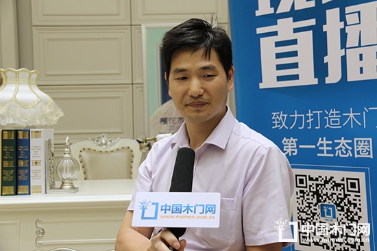 櫻花木門吳會林
