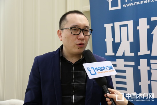 尚品本色李思陽