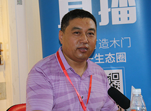 金冠居門業(yè)：眾人拾柴火焰高，努力，努力，再努力